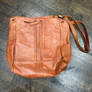 Albion Women's Brown Leather Shoulder Bag